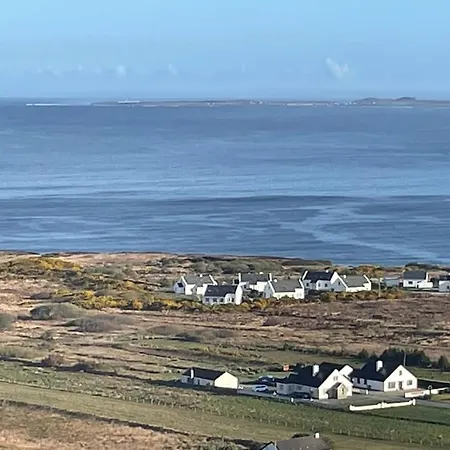 Holiday home Lighthouse View, Meenlaragh *
