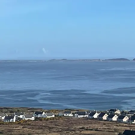 Lighthouse View, Meenlaragh *