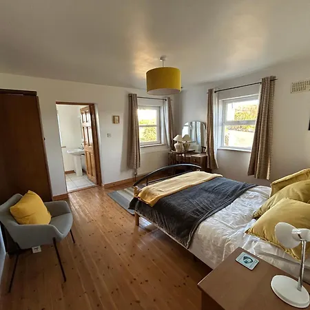 Lighthouse View, Meenlaragh Holiday home